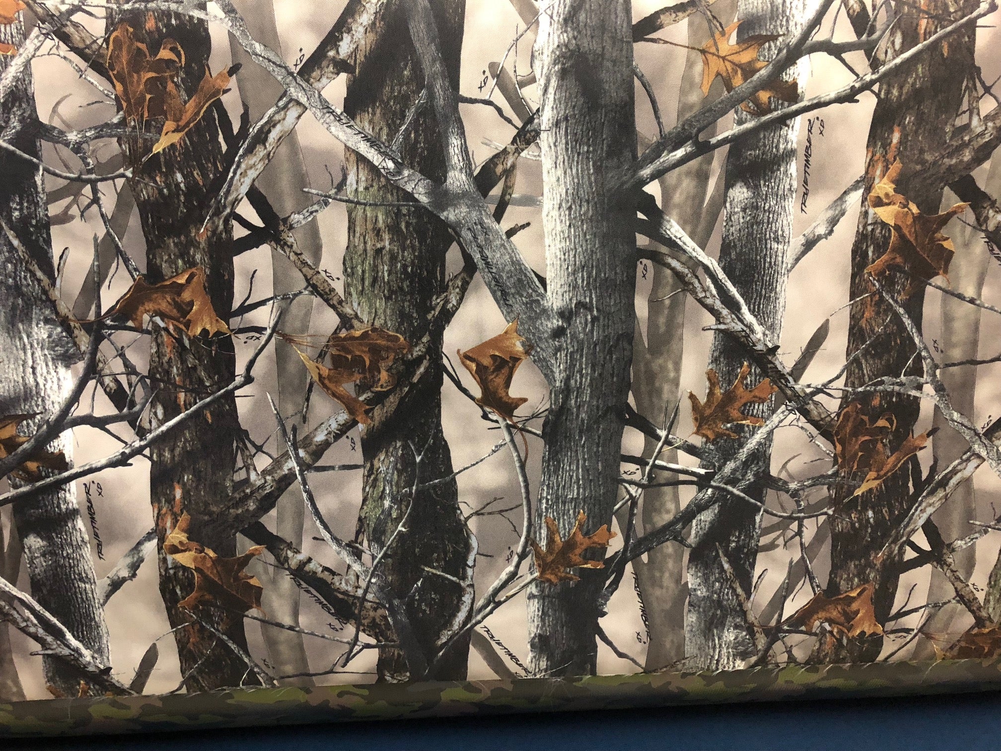 Camoflage fabrics and vinyls